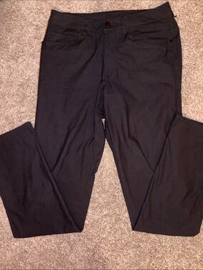 Men’s lululemon ABC pants 33”